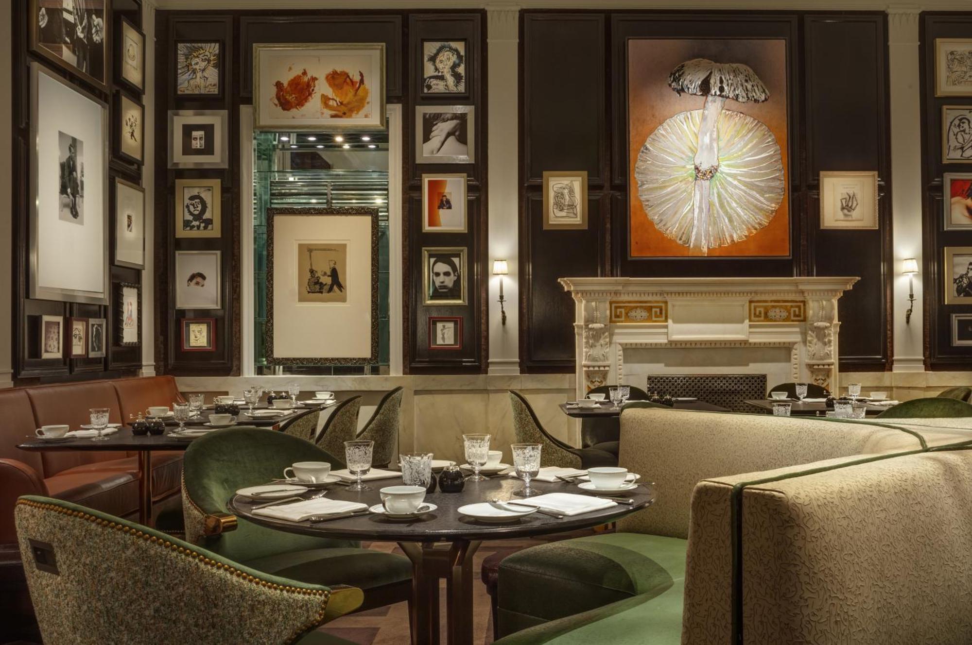 The Carlyle, A Rosewood Hotel Ню Йорк Екстериор снимка